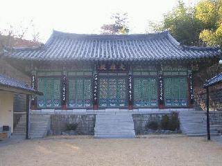 Temple.jpg
