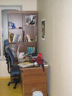 Desk.jpg